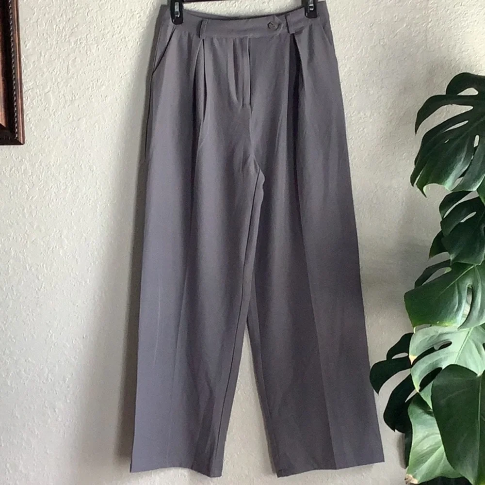 Contemporary Gray Wide-Leg High-Waisted Trousers - Picture 1 of 7